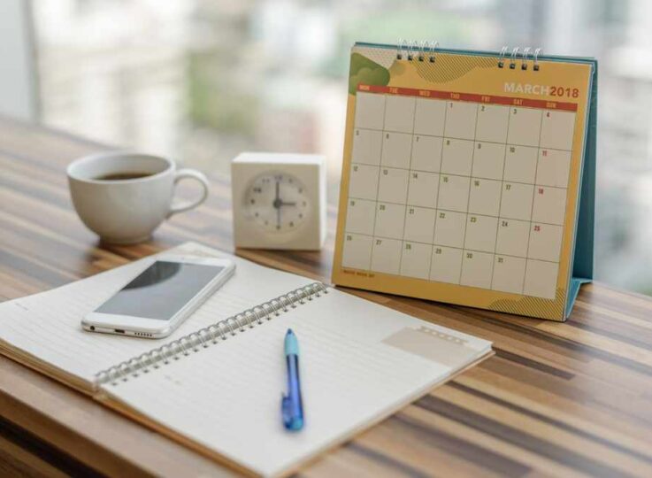 Kelebihan Kalender Meja