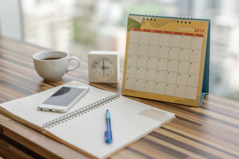 Kelebihan Kalender Meja